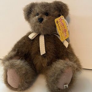 Boyd’s Bear 9” Boyds Investment Bear “Hugs And Such”Jointed With Tags #4019212